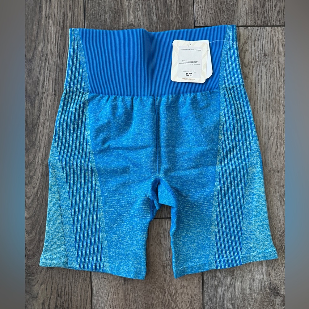Fabletics Ombre Seamless Ultra High-Waisted 6" Shorts, Lake/Faded Lime